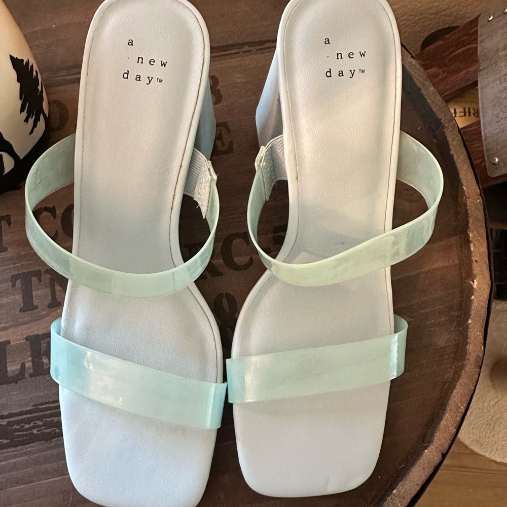 A New Day Women's Light Blue Block Heel Sandals size 9.5